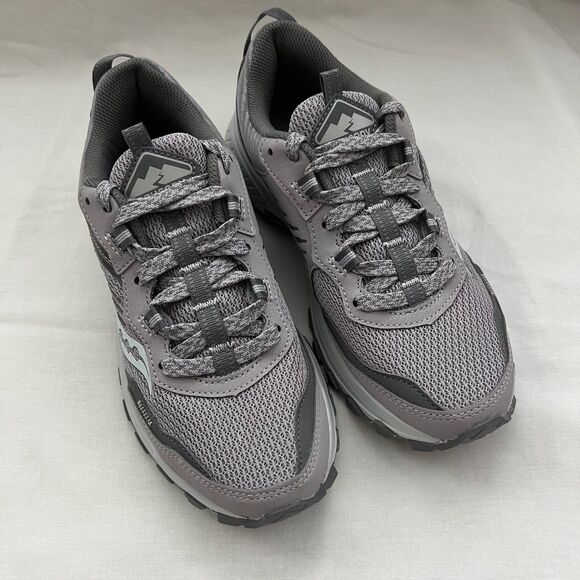 Women's Saucony Excursion TR17 Smoke/Fog size 6.5 NWOB - Picture 1 of 6